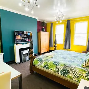 Hotel Phoenix, Goole